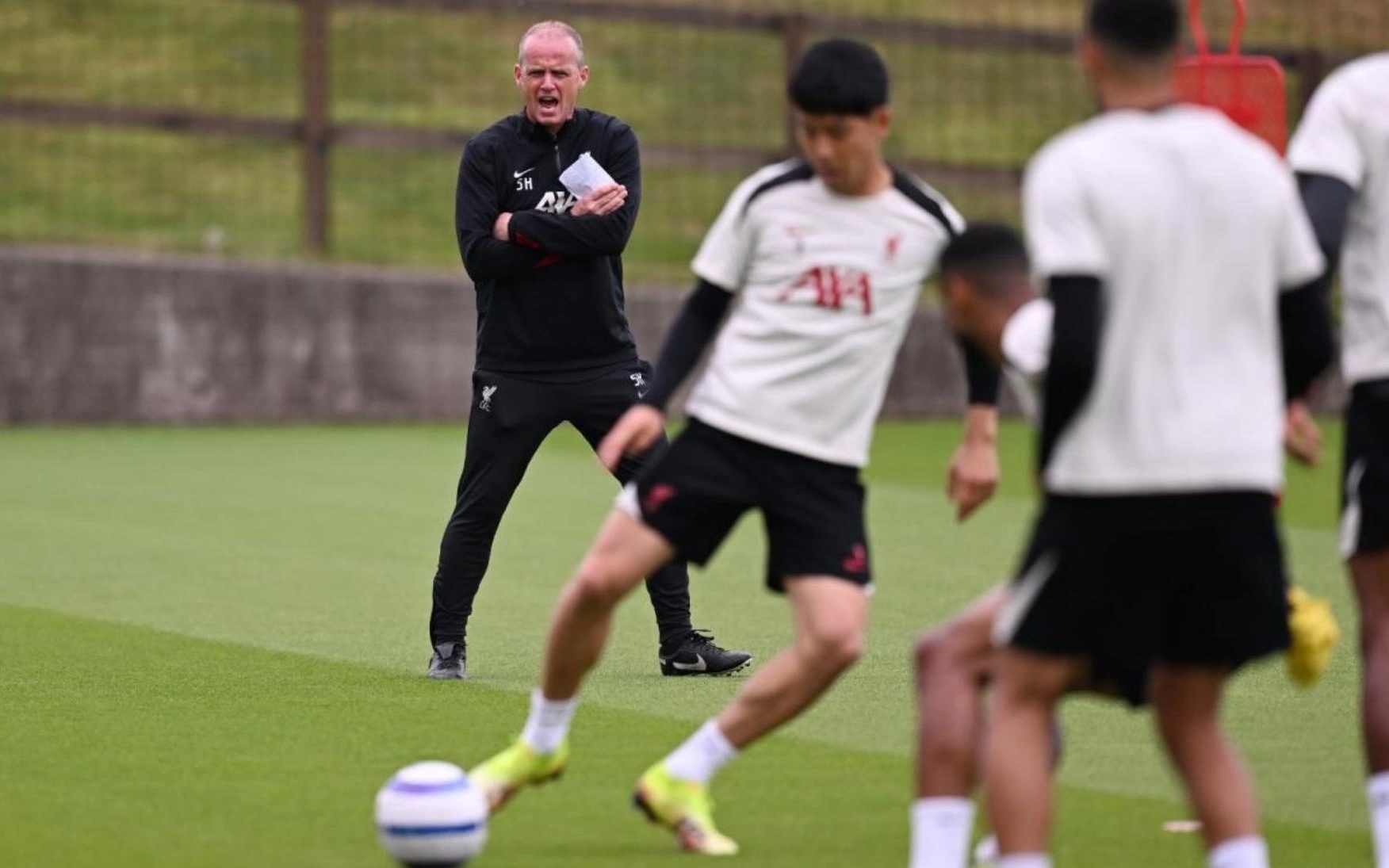 加强队员间 加强队员间