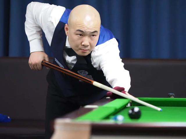 拔得头筹 拔得头筹