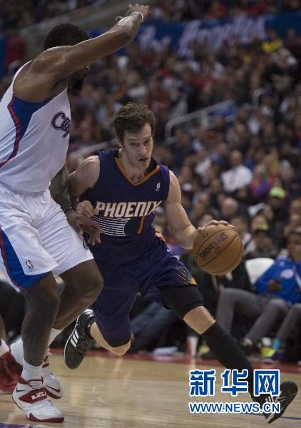 并通过改善 并通过改善