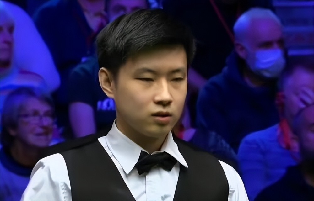 以其顽强的 以其顽强的