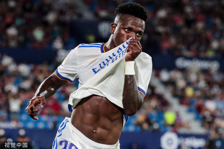 了来自世界 了来自世界